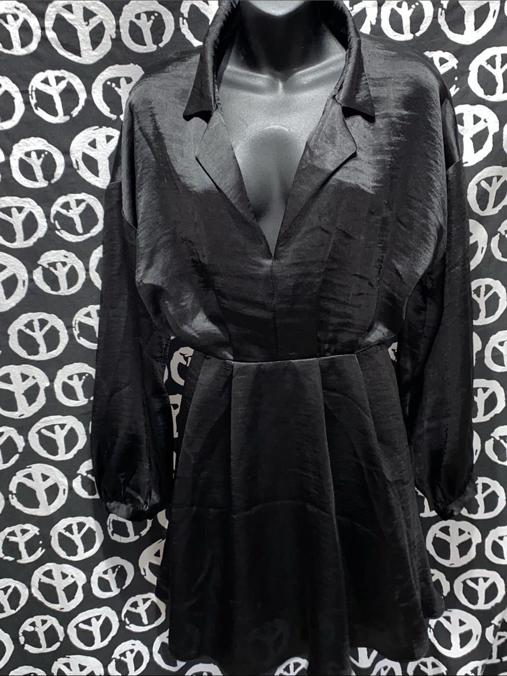 ASOS Black Satin Long-Sleeve V-Neck Dress SZ 8
